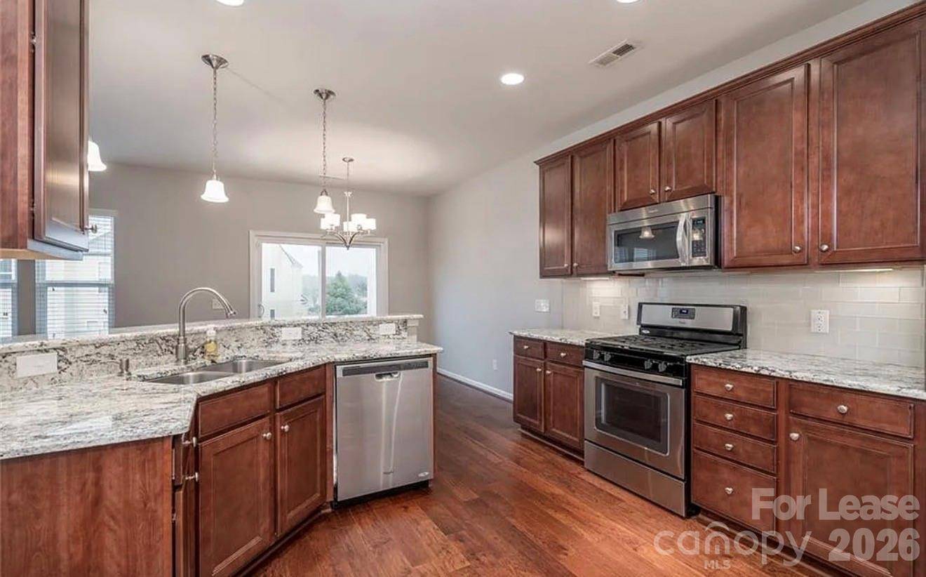 6542 Portland Rose LN, Charlotte, NC 28210