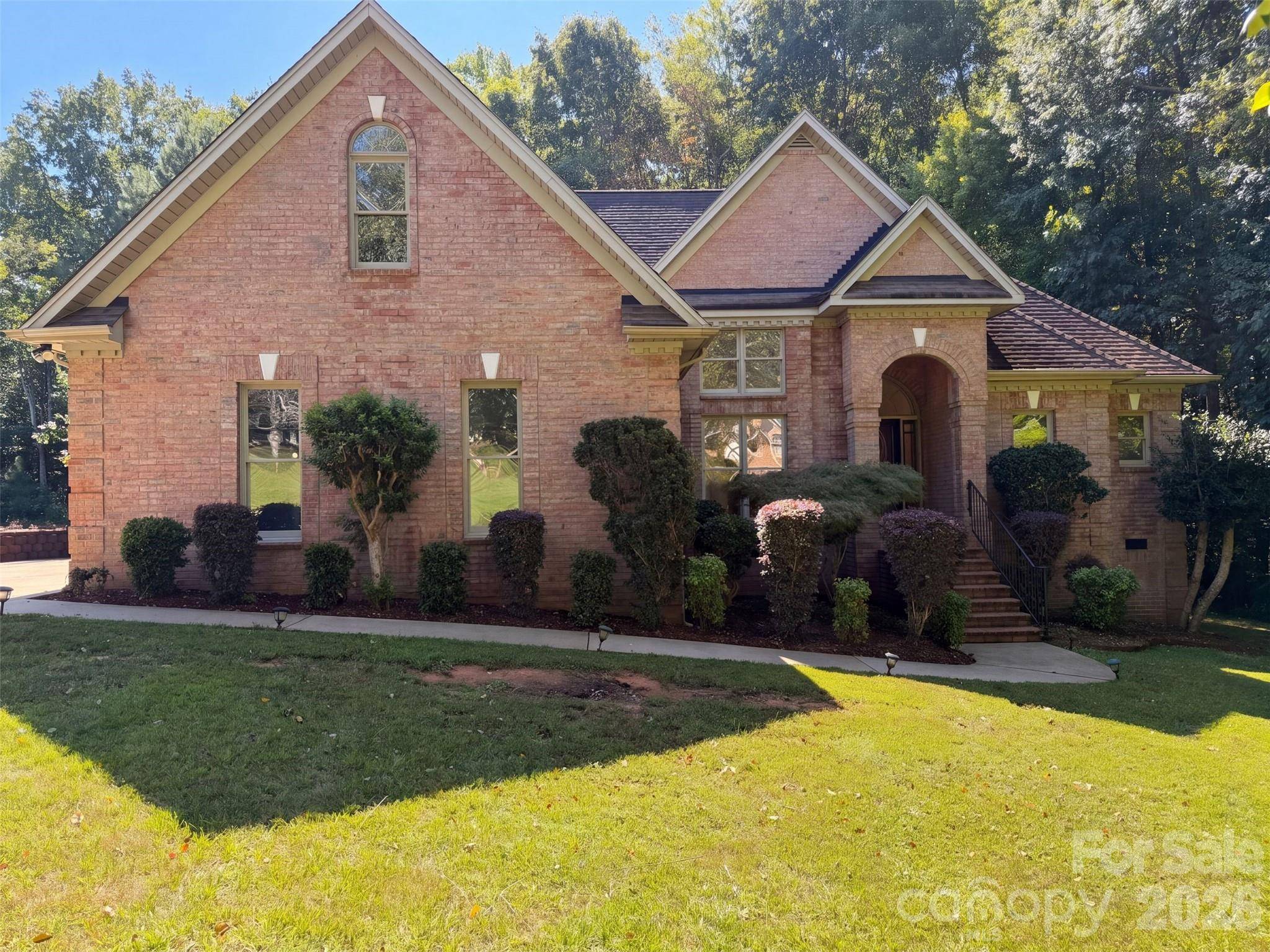 143 Laurel Ridge CT, Gastonia, NC 28056