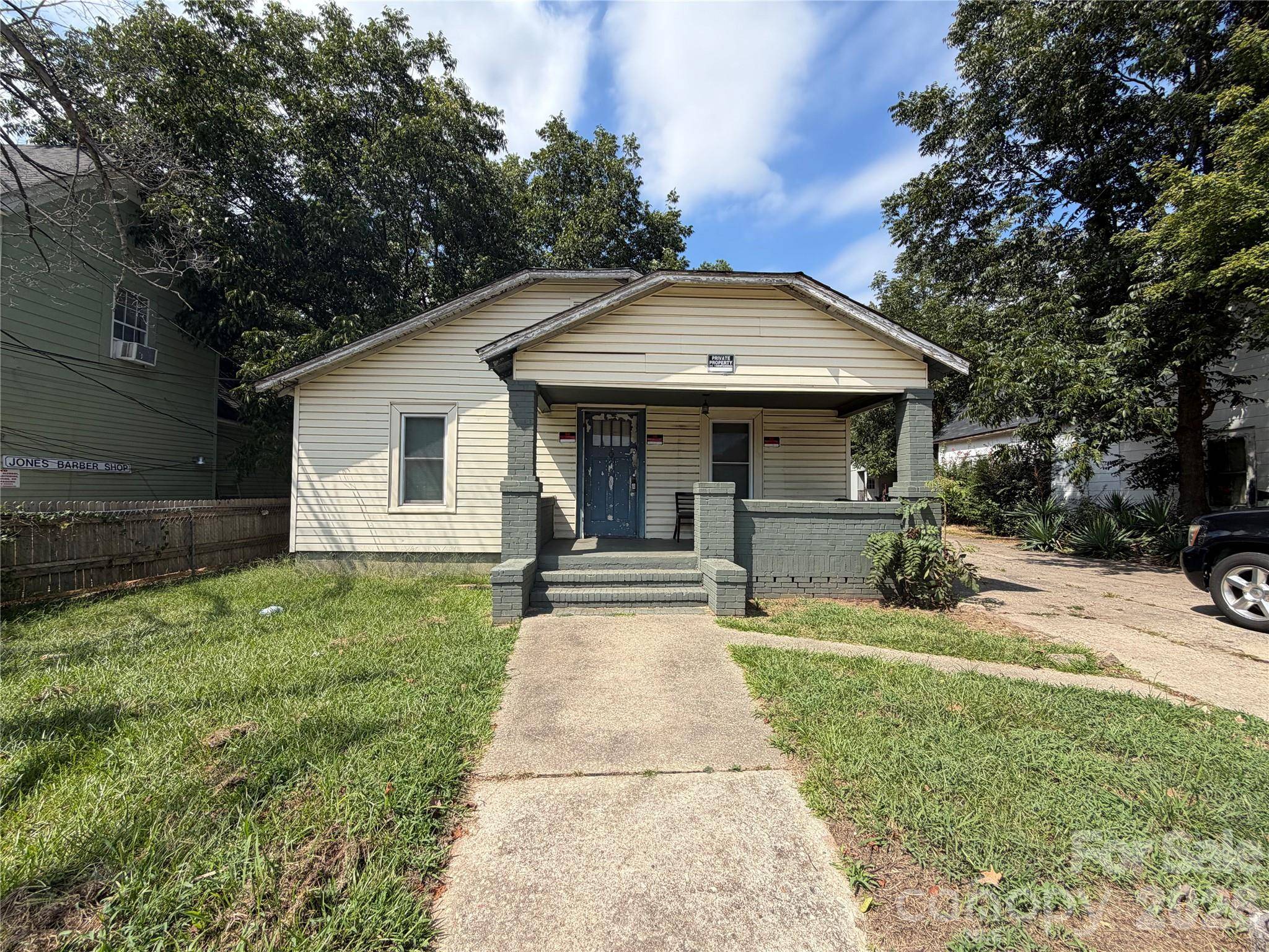 813 N Long ST, Salisbury, NC 28144