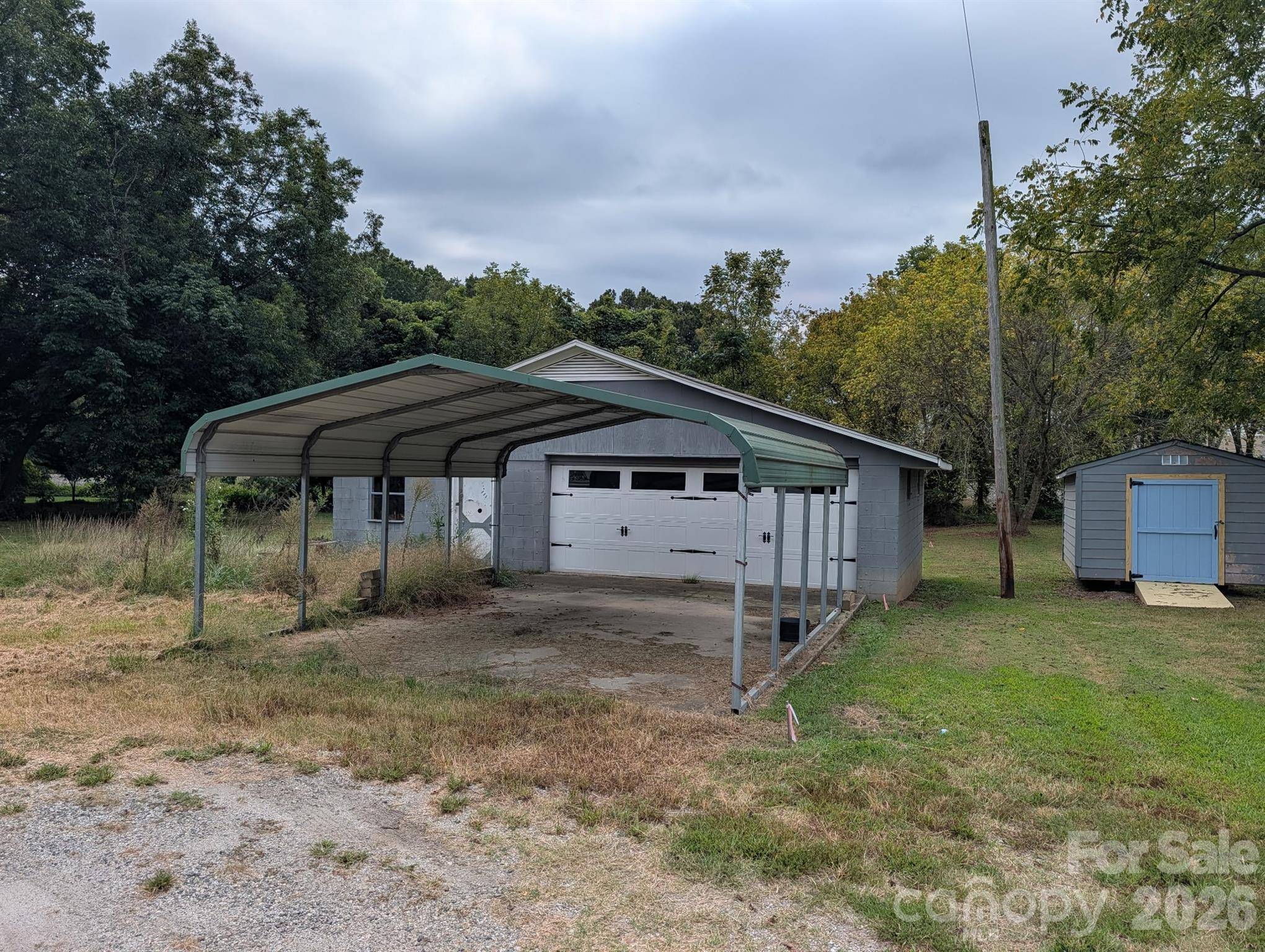 919 W 1st ST, Lowell, NC 28098