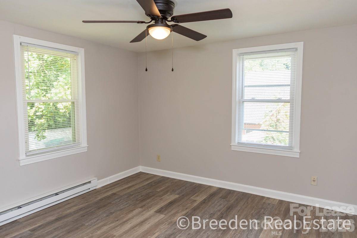 224 N Anderson ST, Morganton, NC 28655