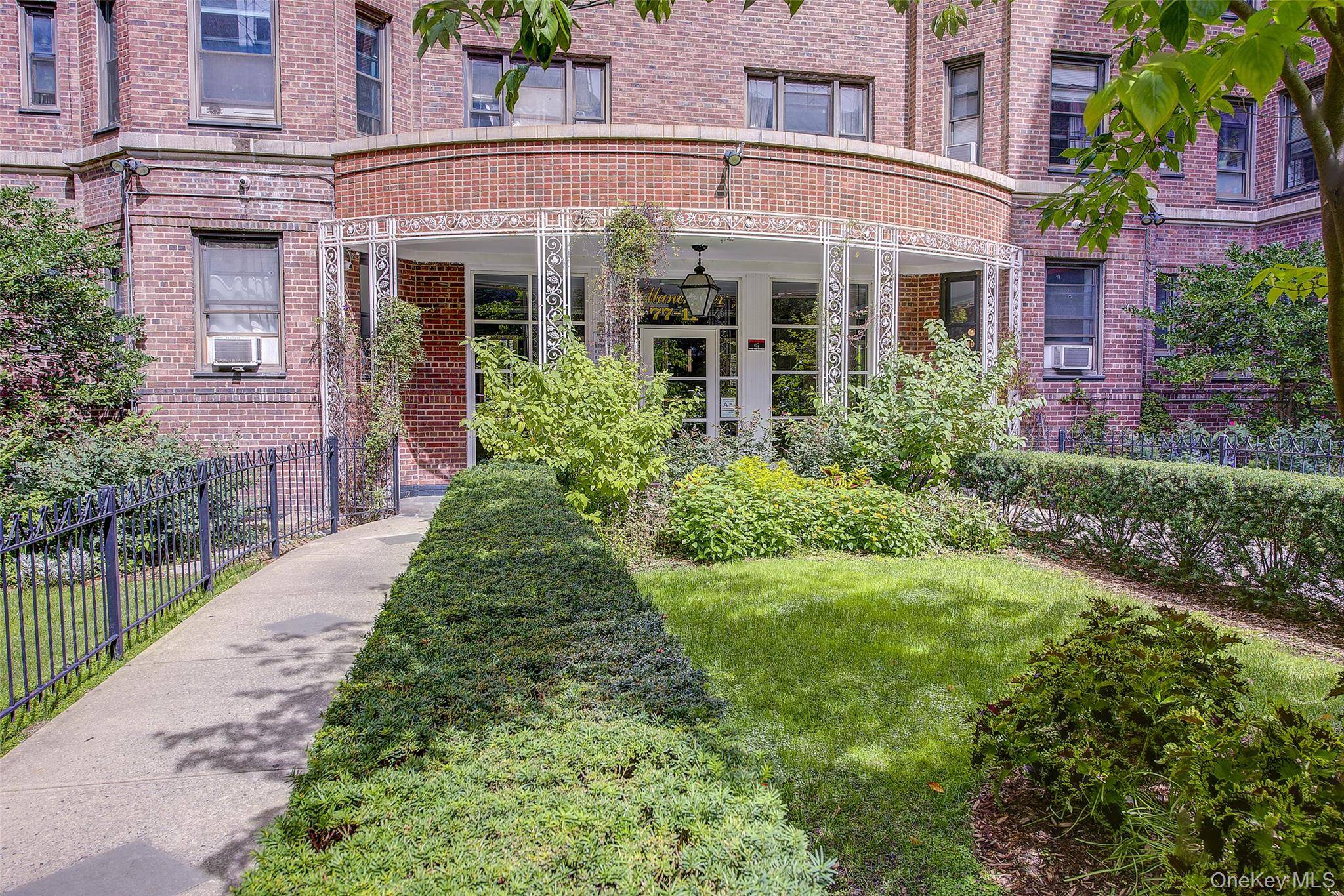 77-11 35th AVE #1S, Jackson Heights, NY 11372