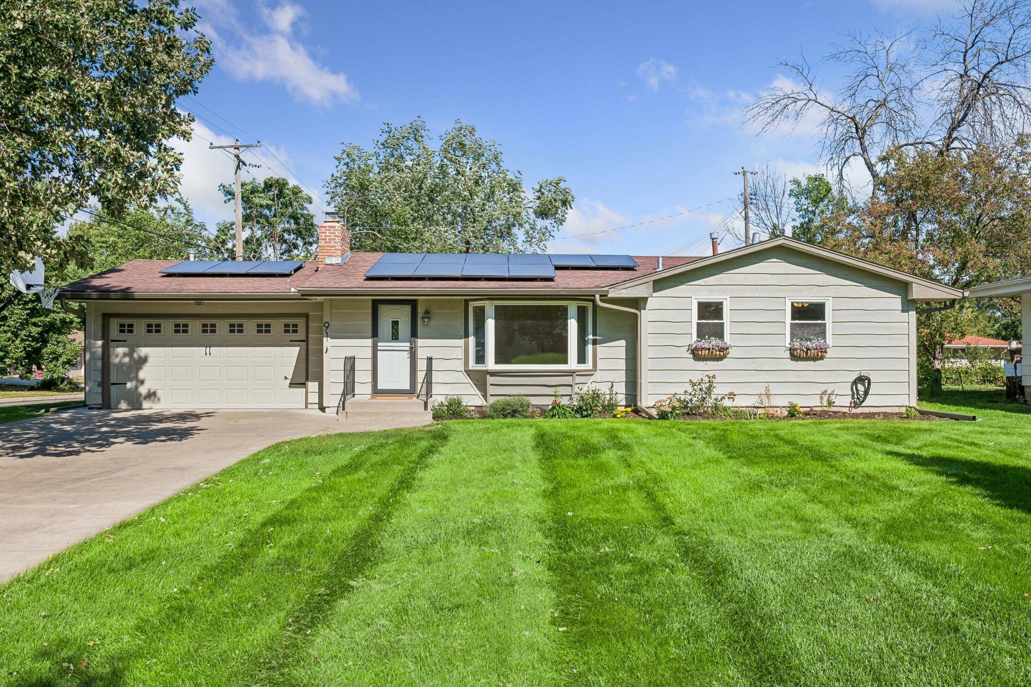 91 65 1/2 WAY NE, Fridley, MN 55432