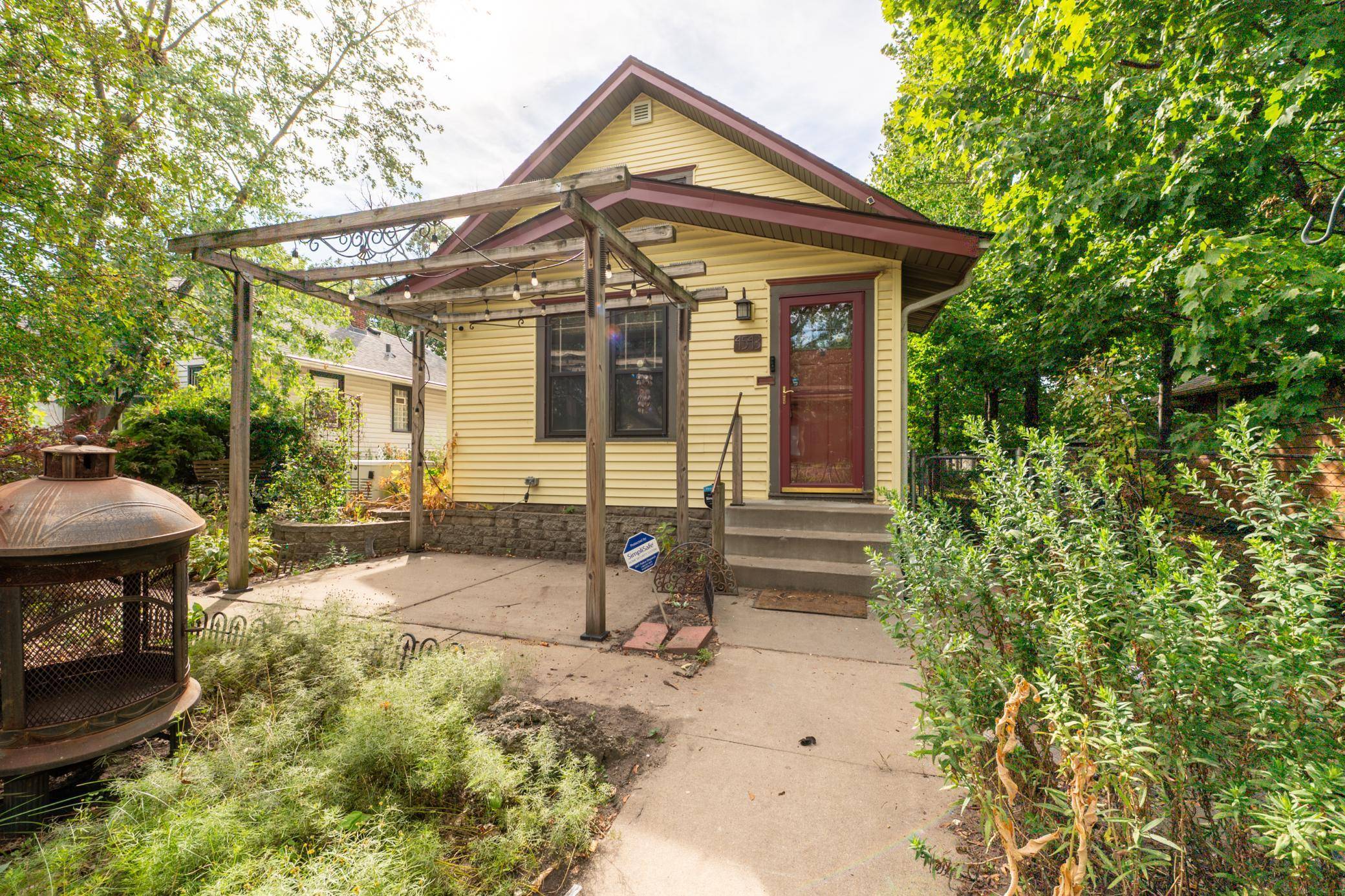 4543 Oliver AVE N, Minneapolis, MN 55412