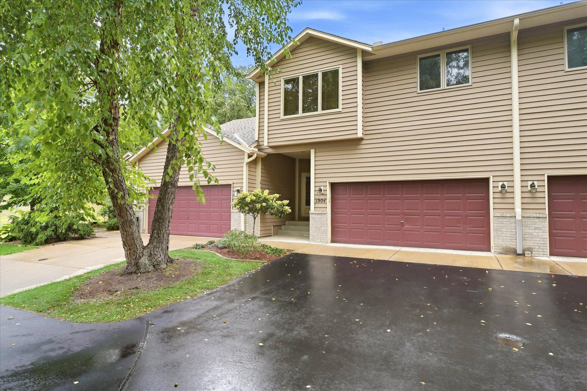 1904 Lincoln ST S #1904, Northfield, MN 55057