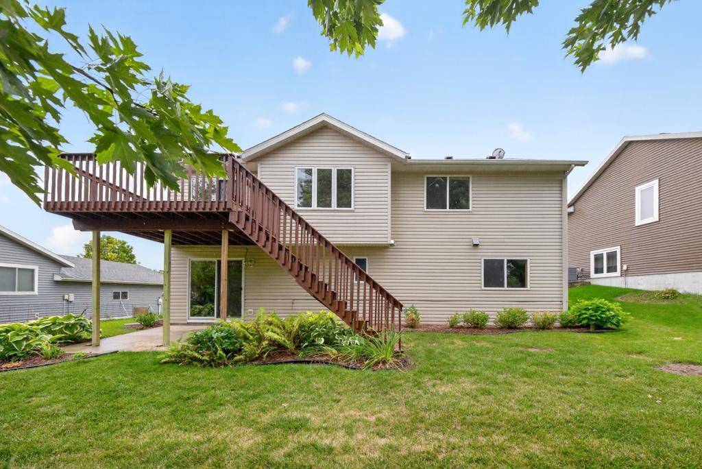 4523 5th ST NW, Rochester, MN 55901