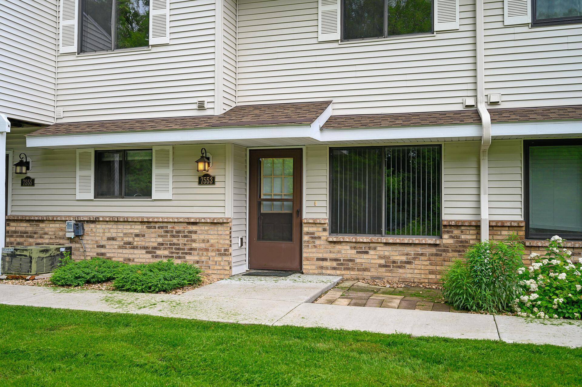 7553 Wedgewood WAY N, Maple Grove, MN 55311