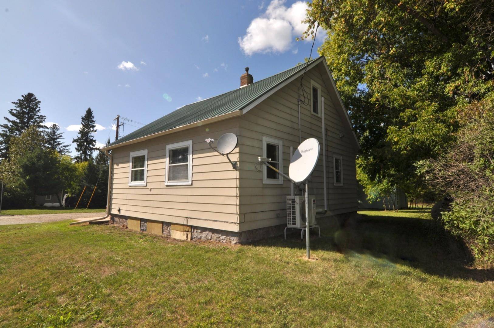 10 Hillside AVE NW, Akeley, MN 56433