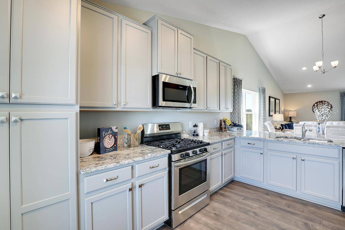 17396 Dulles LN, Lakeville, MN 55044