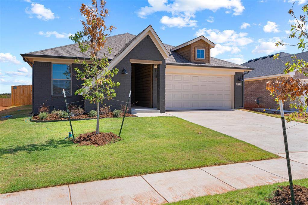 4724 Elkmont LN, Edmond, OK 73003