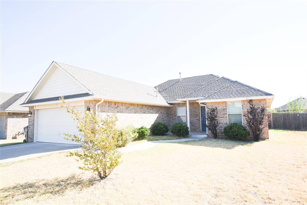 10612 Mountain Fork DR, Yukon, OK 73099