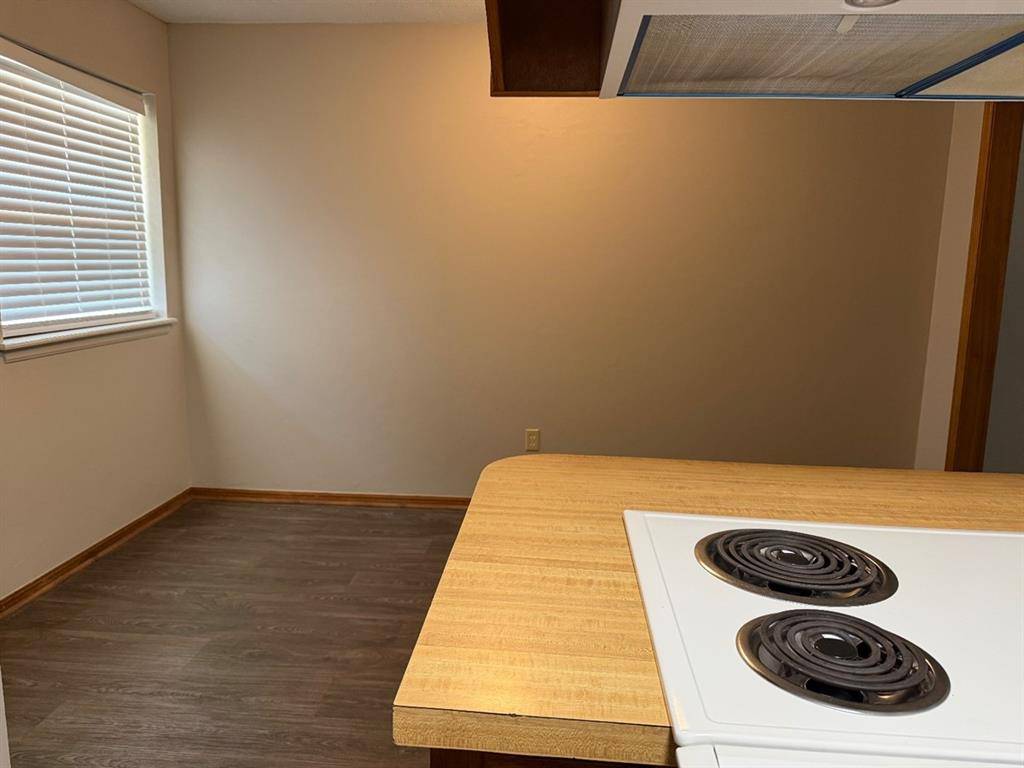 2616 Elwood DR #2616, Edmond, OK 73013