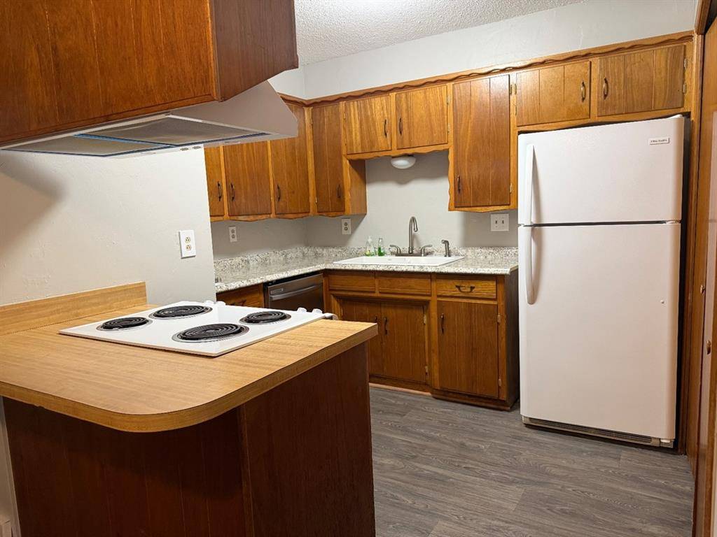 2616 Elwood DR #2616, Edmond, OK 73013