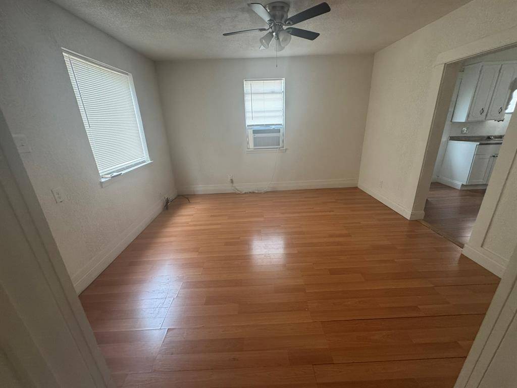 314 Arthur Street, Mcgregor, TX 76657