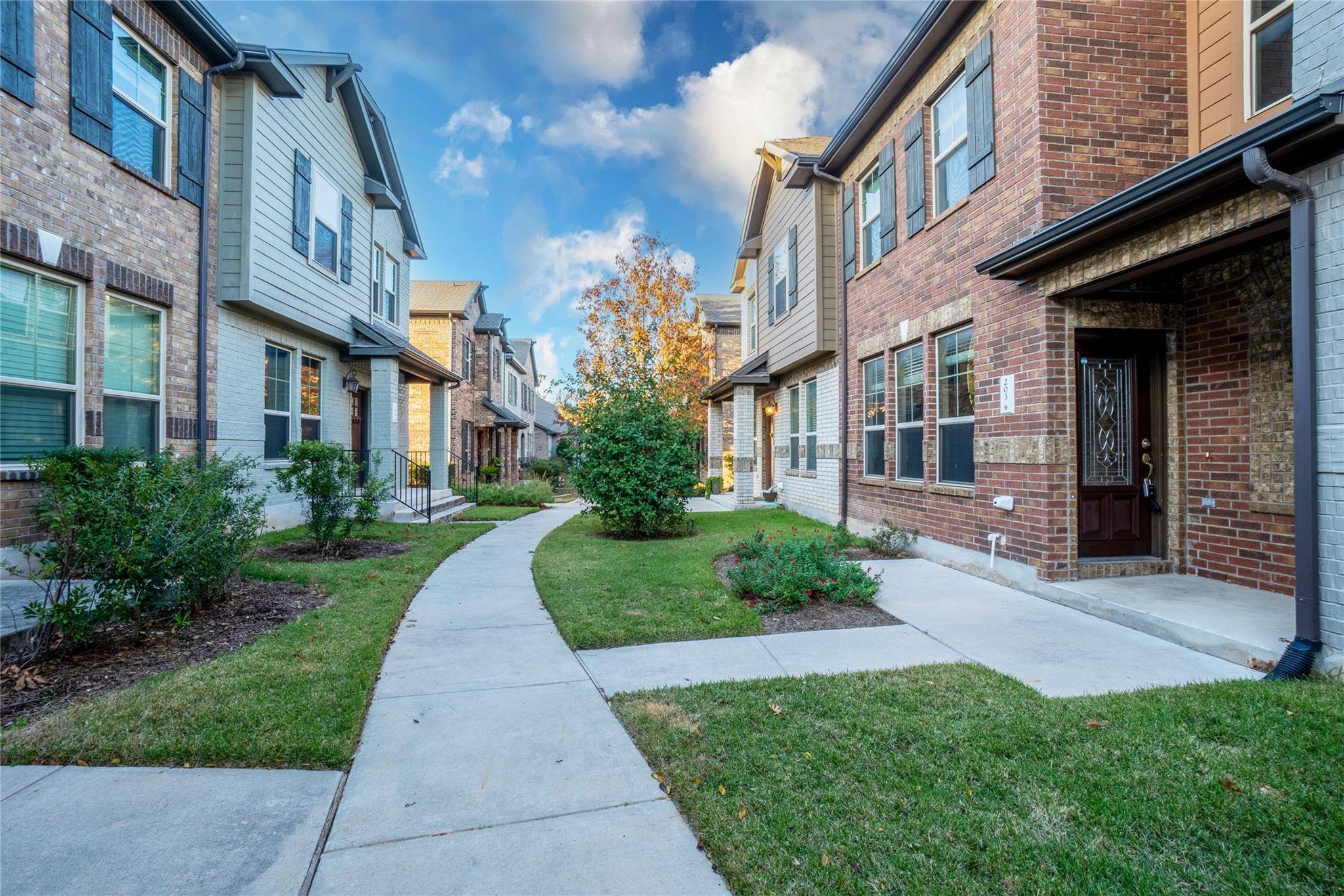 7220 Wyoming Springs DR #203, Round Rock, TX 78681