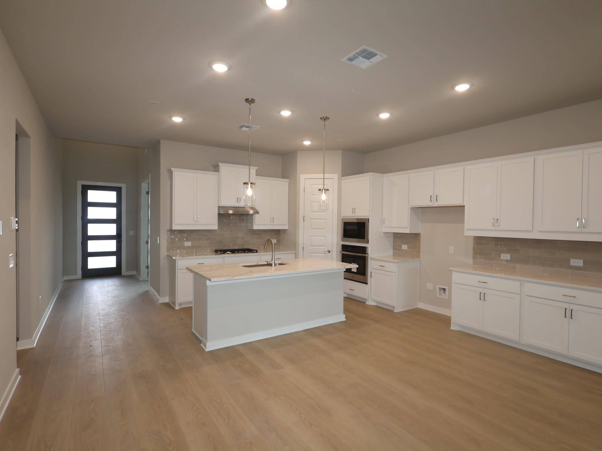 821 Purmela ST, Leander, TX 78641