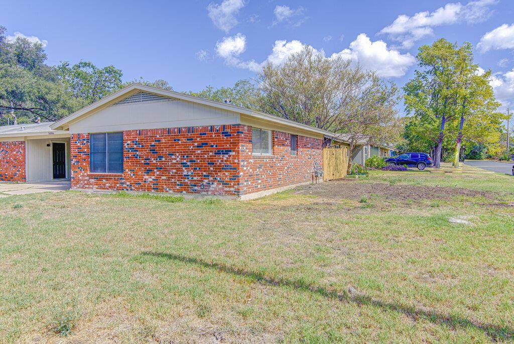 5006 Brighton RD #A, Austin, TX 78745