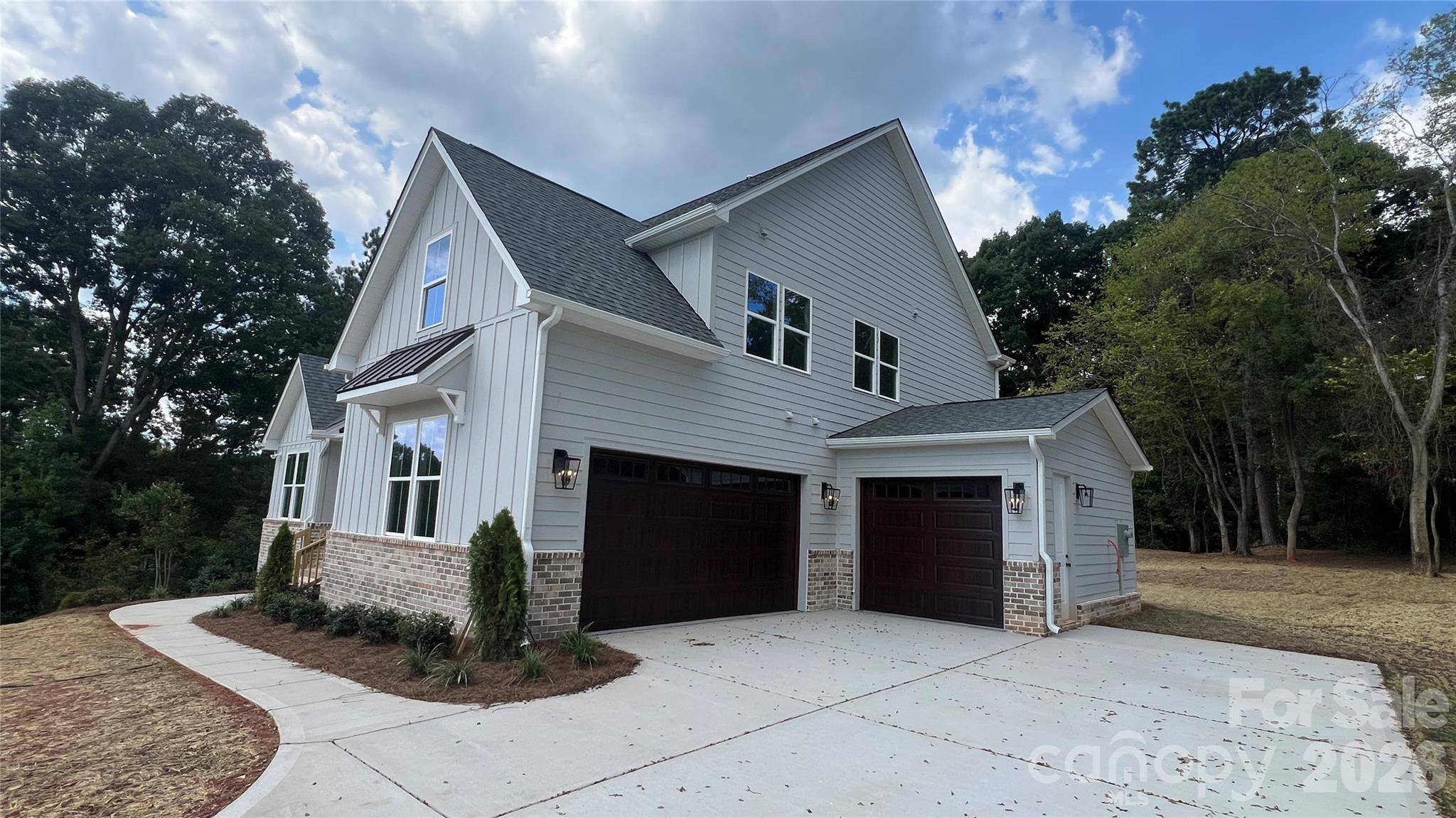 518 Edmunds LN, Clover, SC 28710