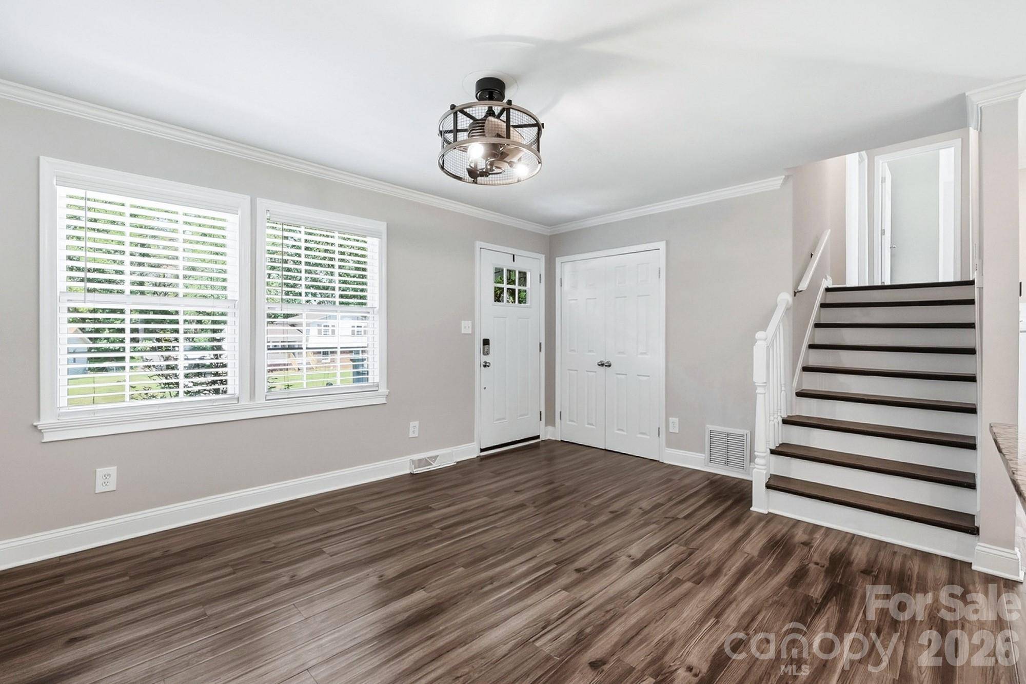 4400 Strangford AVE, Charlotte, NC 28215