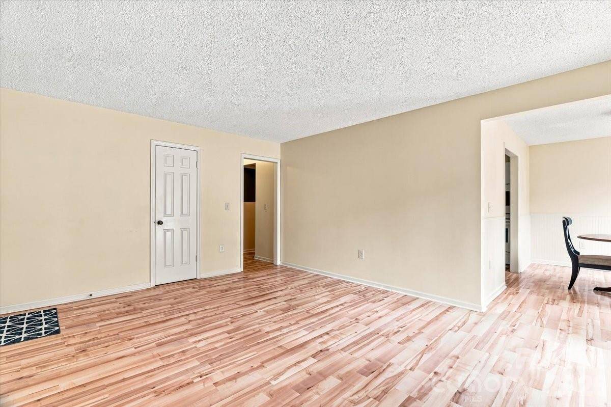 75 Nazarene WAY #2, Waynesville, NC 28785