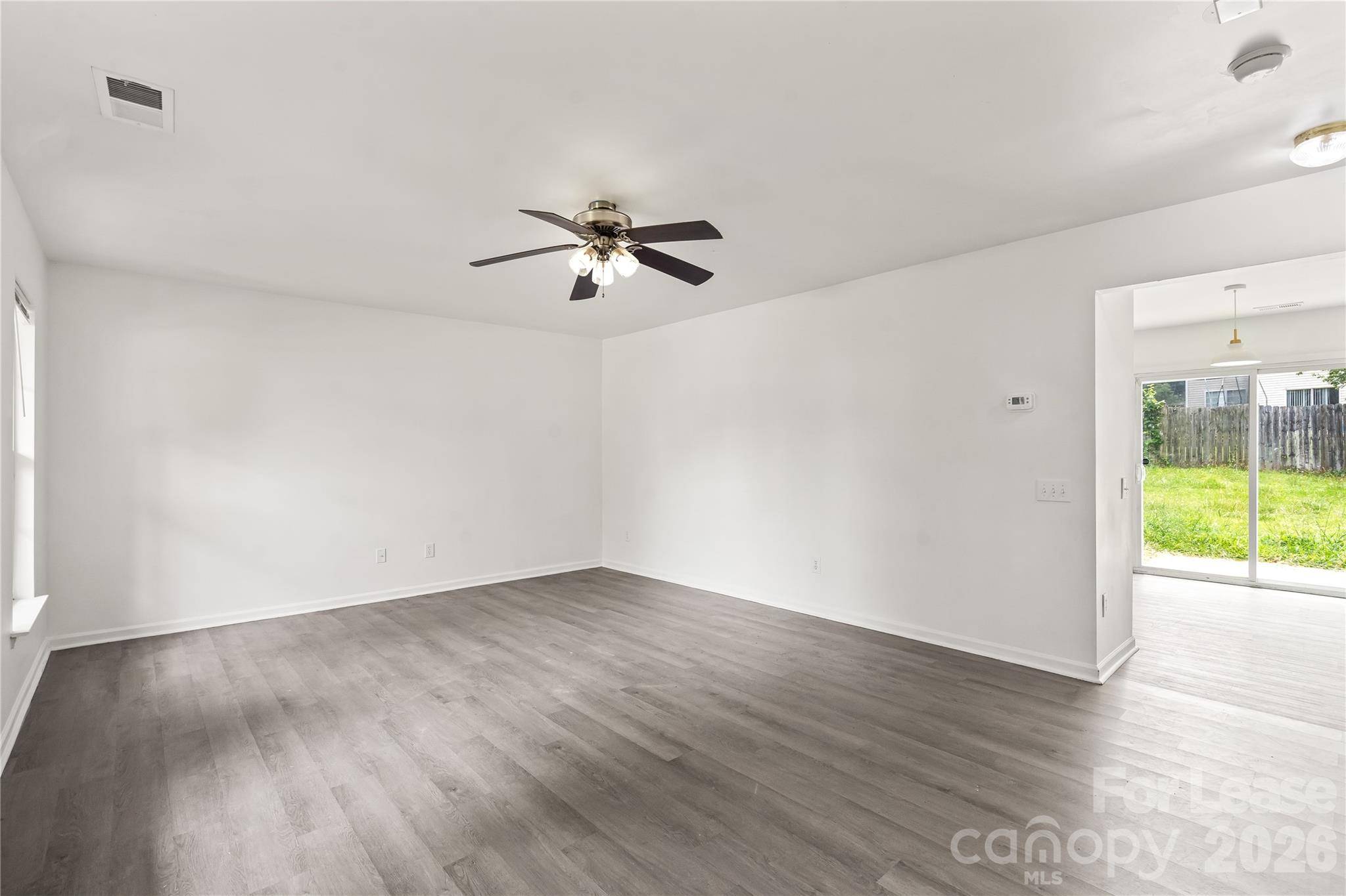 2724 Mulberry Pond DR, Charlotte, NC 28208