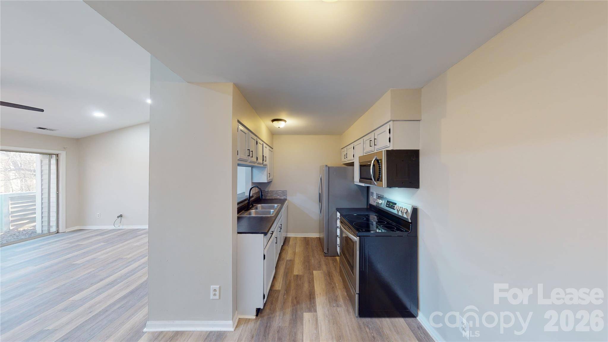 9617 Vinca CIR #G, Charlotte, NC 28213