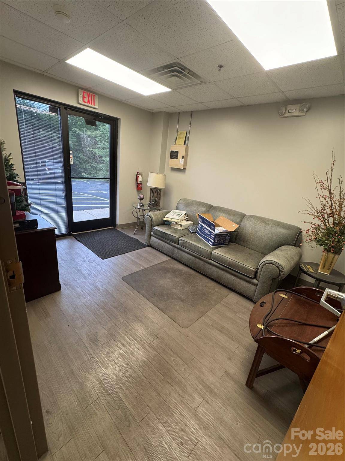 645 11TH Avenue BLVD SE, Hickory, NC 28602