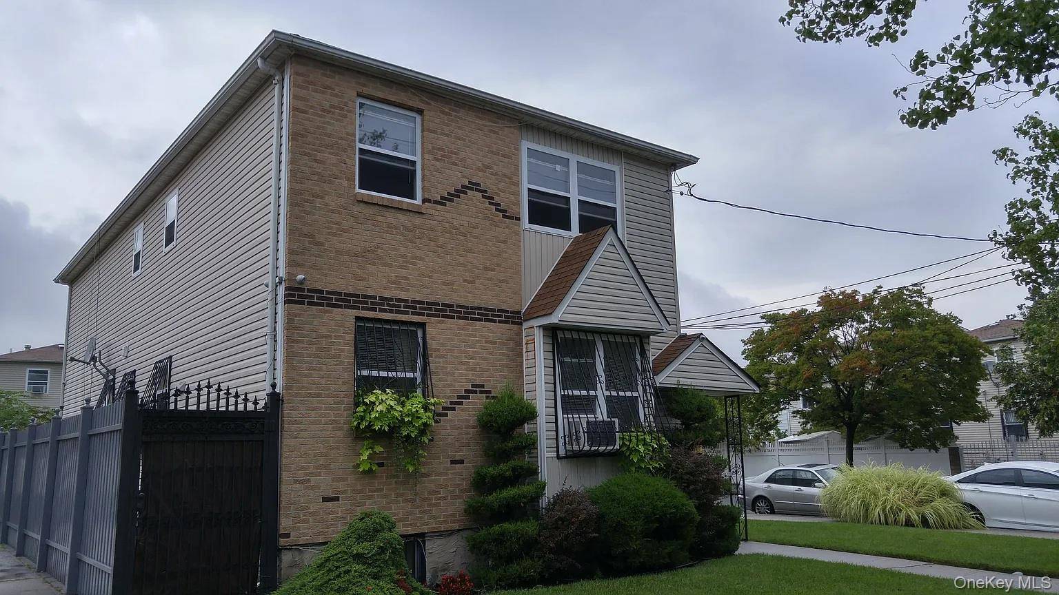 Address not disclosed, Jamaica, NY 11433