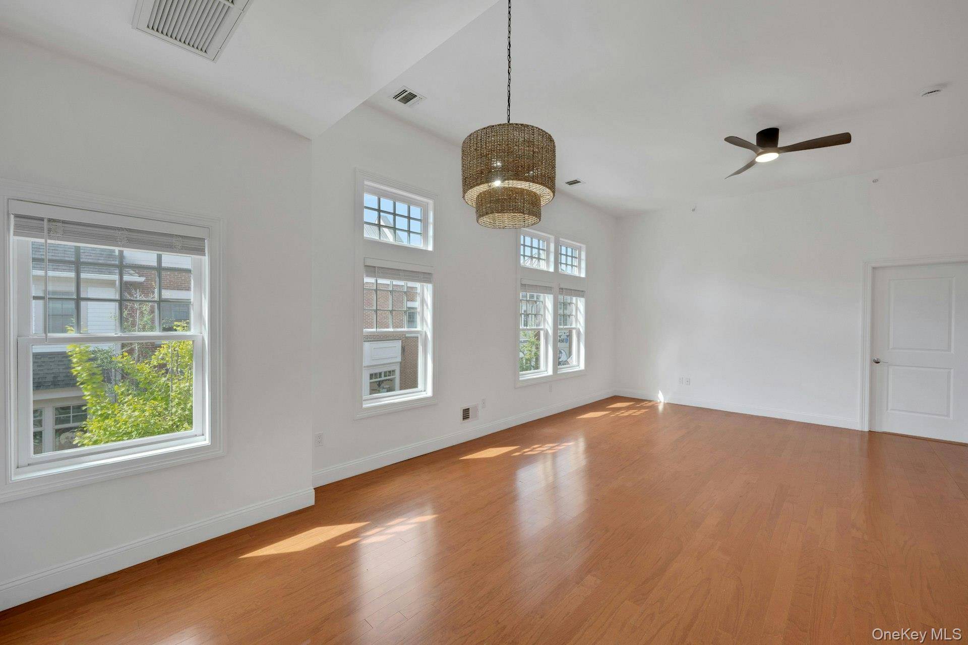 402 Main ST #2B, Armonk, NY 10504