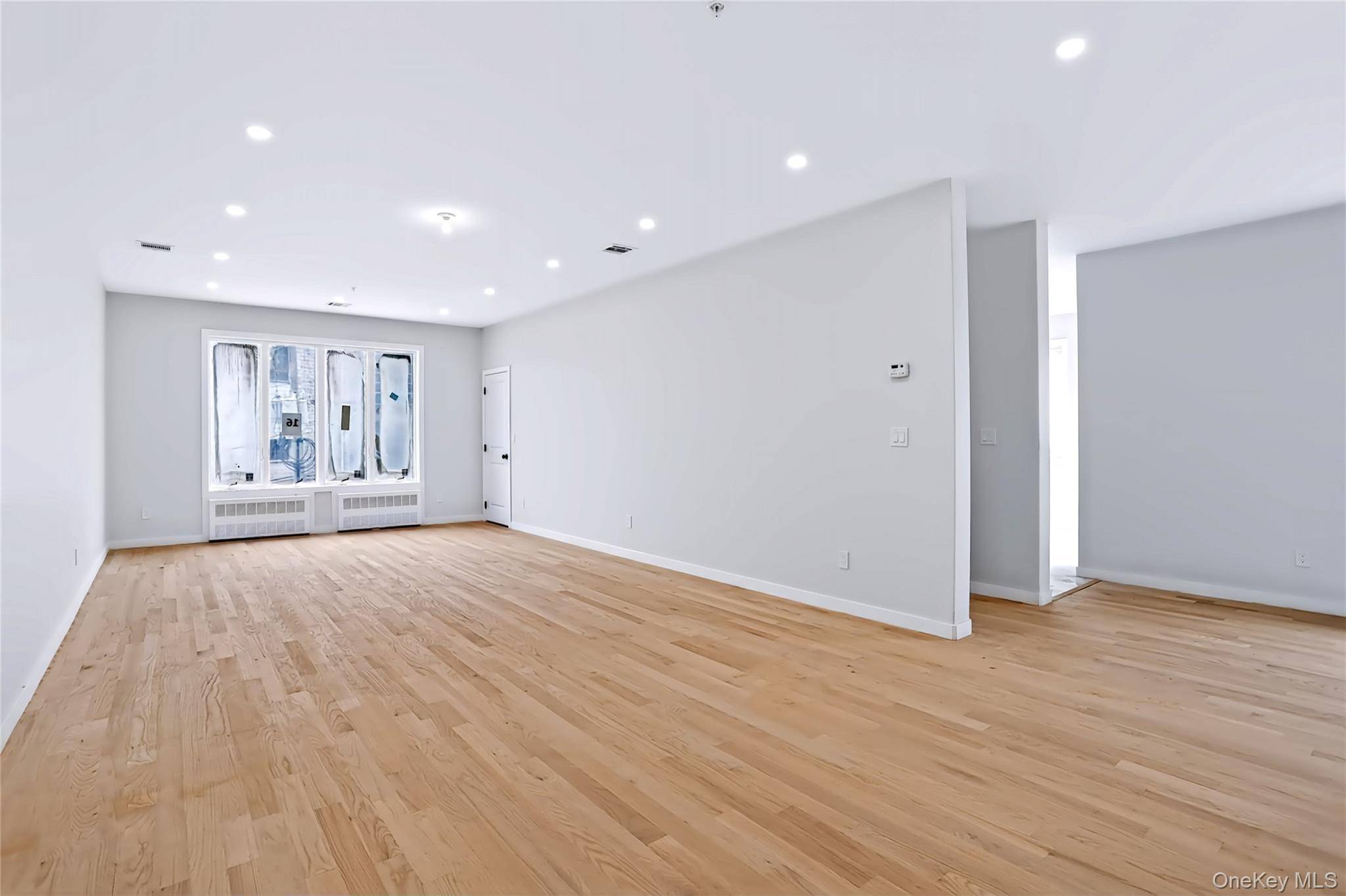 16 Phyllis TER #301, Monsey, NY 10952