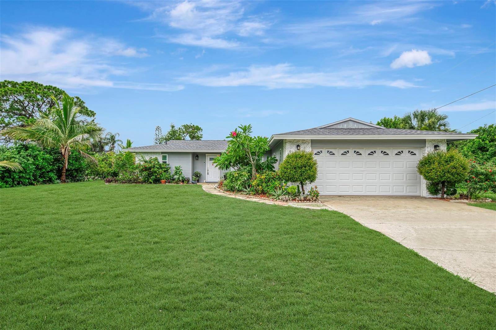 4240 SHAMROCK DR, Venice, FL 34293