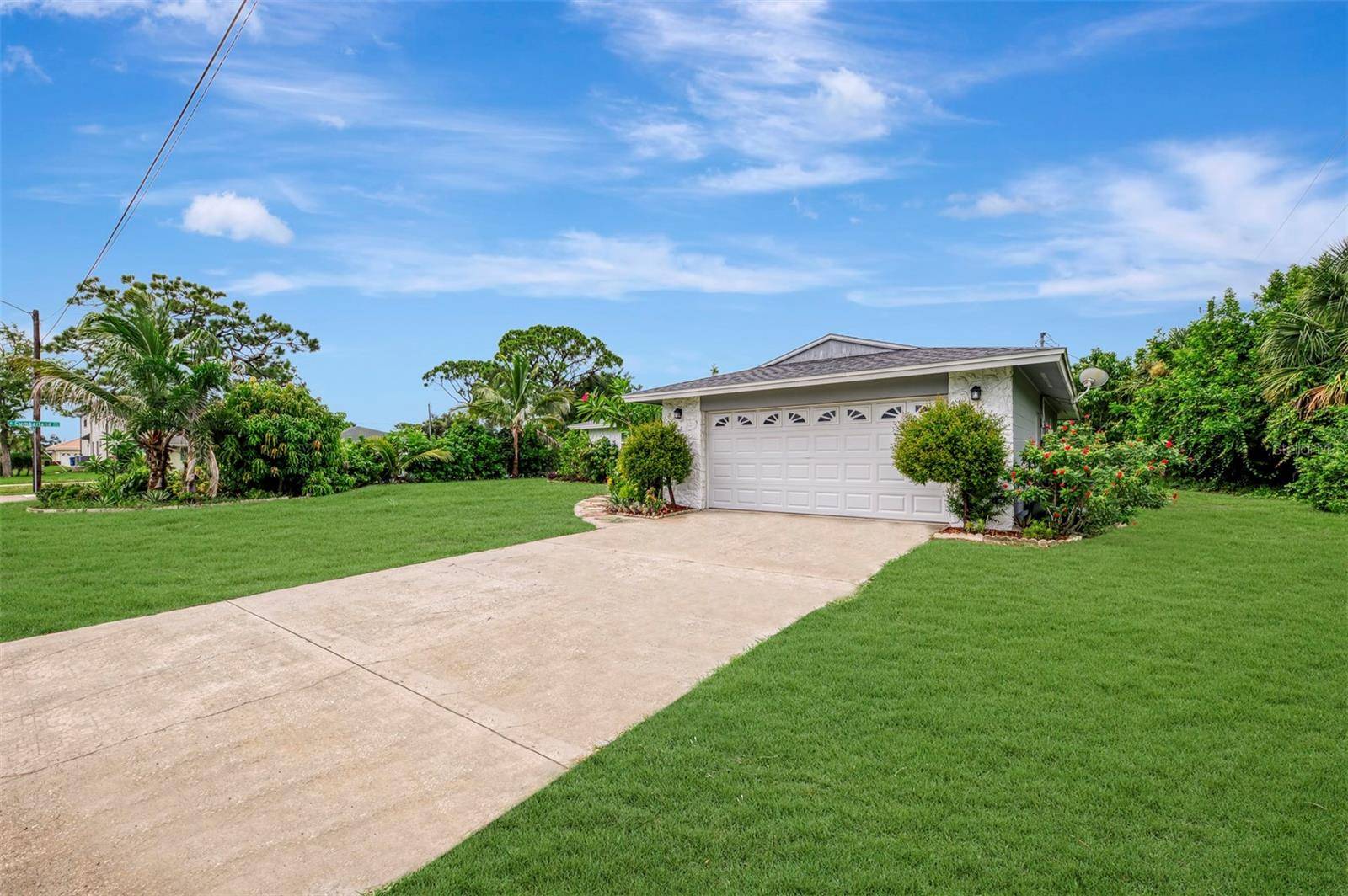 4240 SHAMROCK DR, Venice, FL 34293