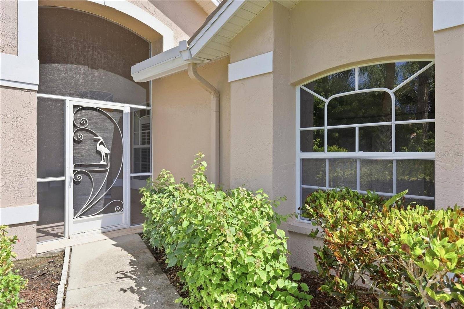 9413 FOREST HILLS CIR, Sarasota, FL 34238