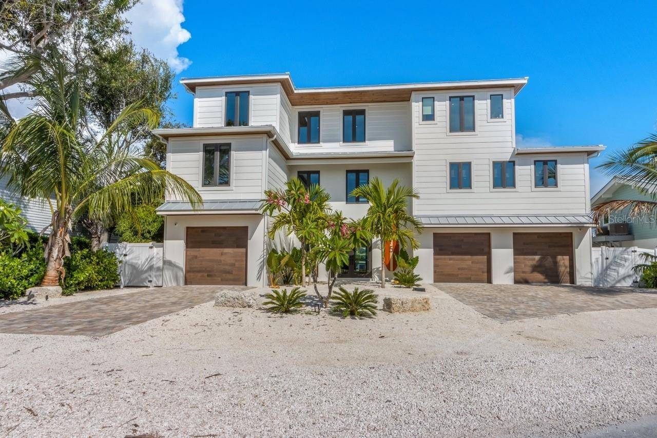 515 LOQUAT DR, Anna Maria, FL 34216