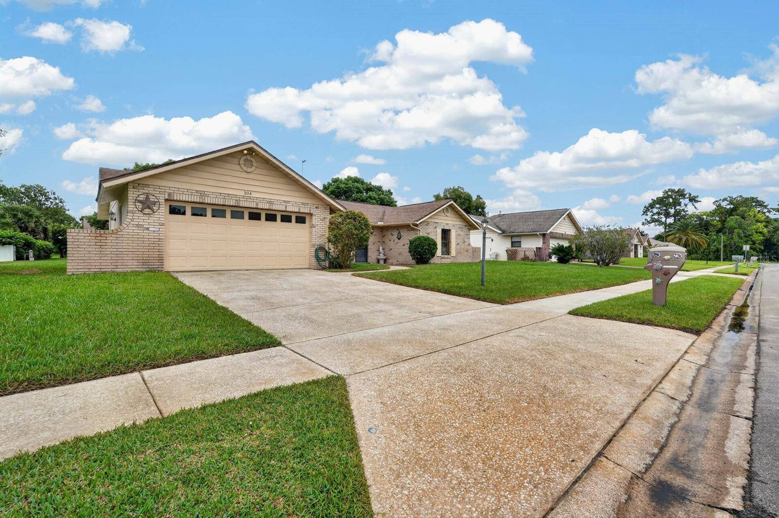 104 COLLEEN DR, Daytona Beach, FL 32119