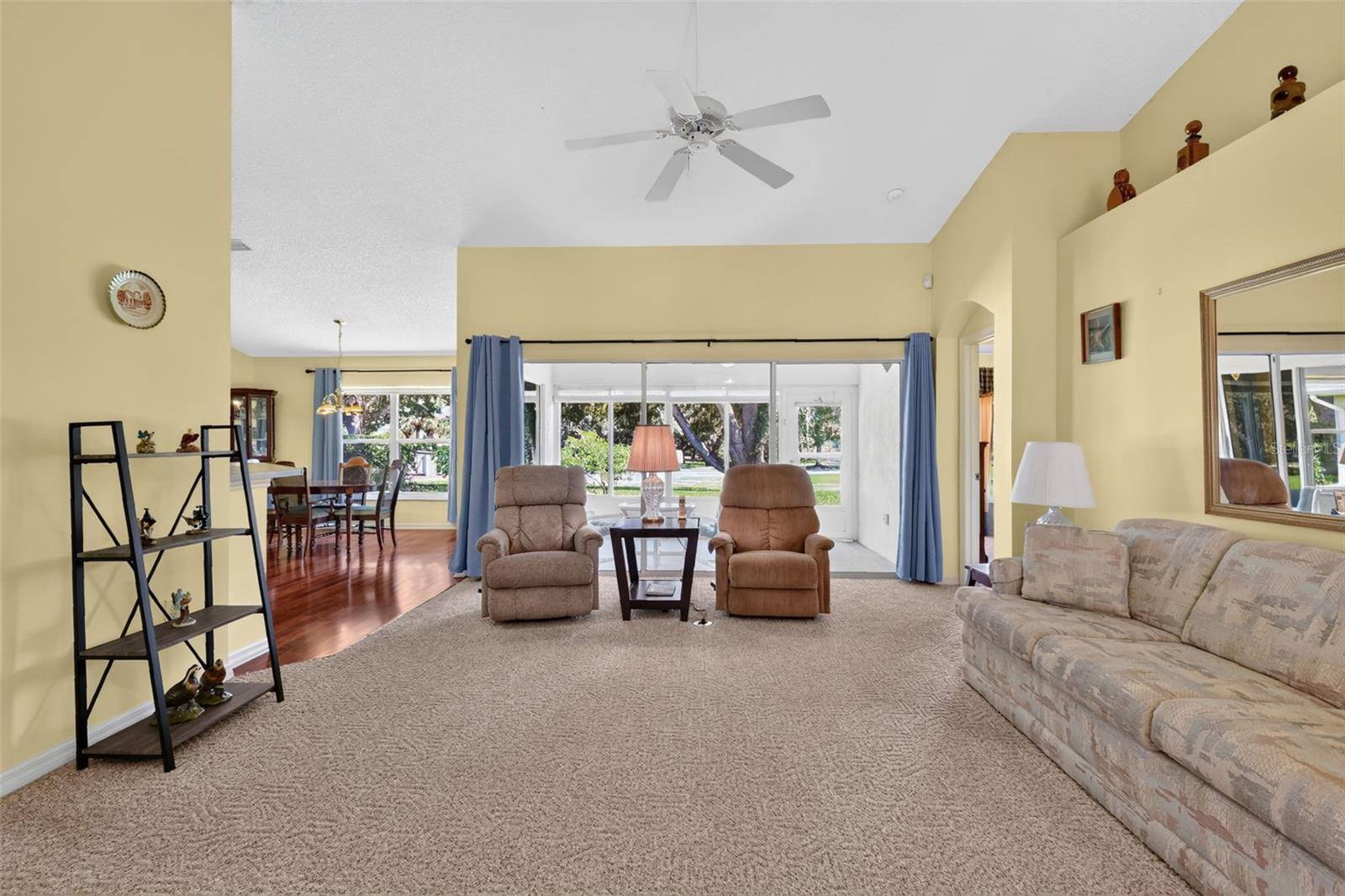 26958 HONEYMOON AVE, Leesburg, FL 34748