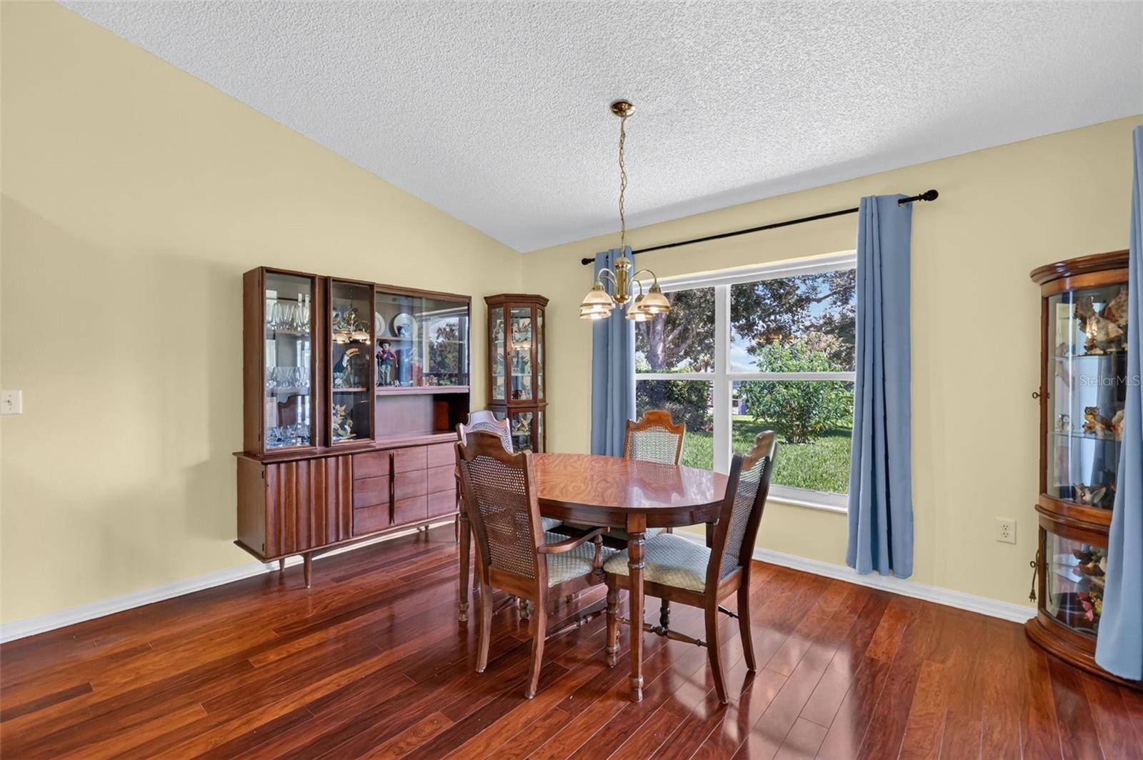 26958 HONEYMOON AVE, Leesburg, FL 34748