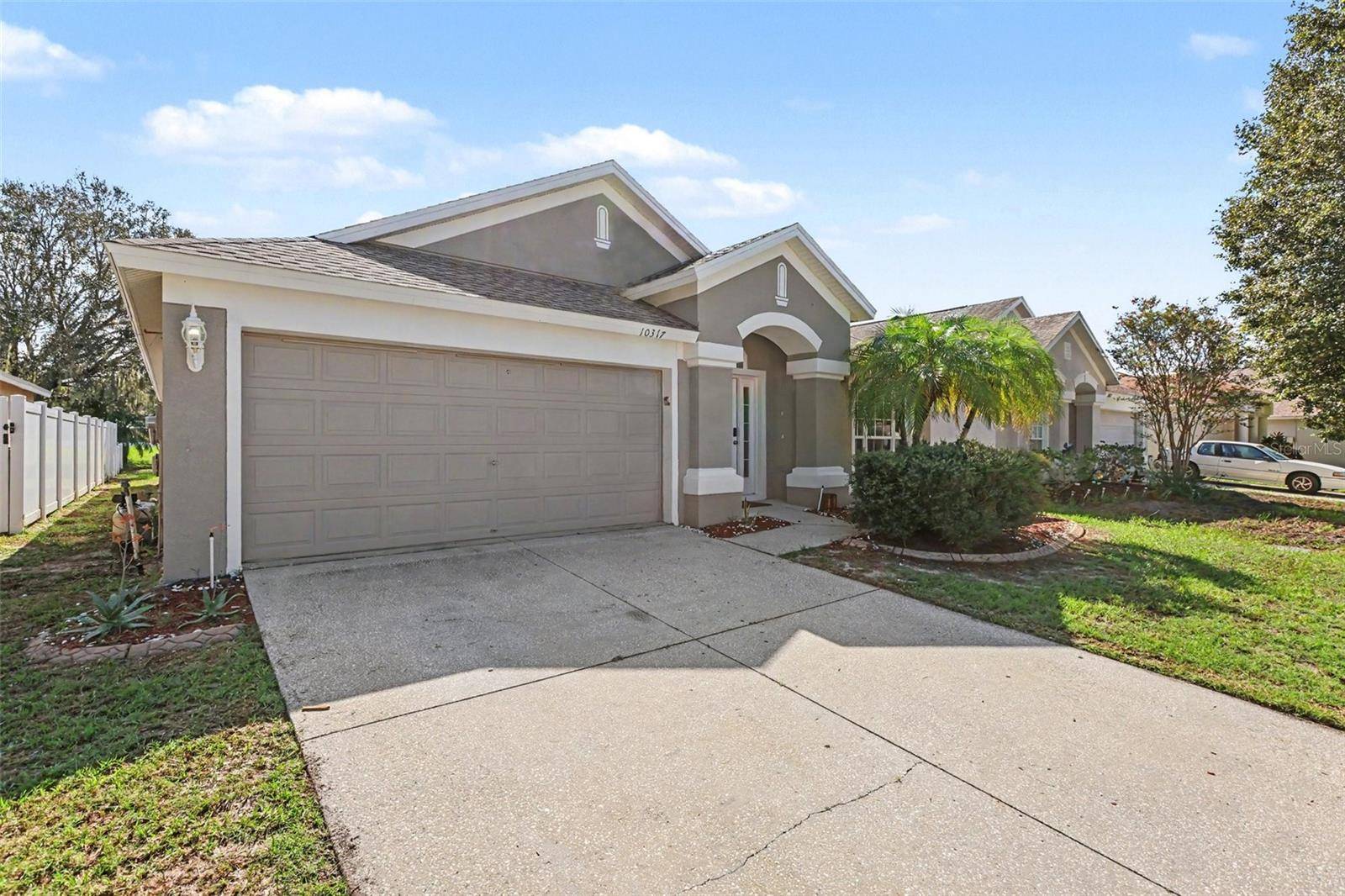 10317 HUNTERS HAVEN BLVD, Riverview, FL 33578