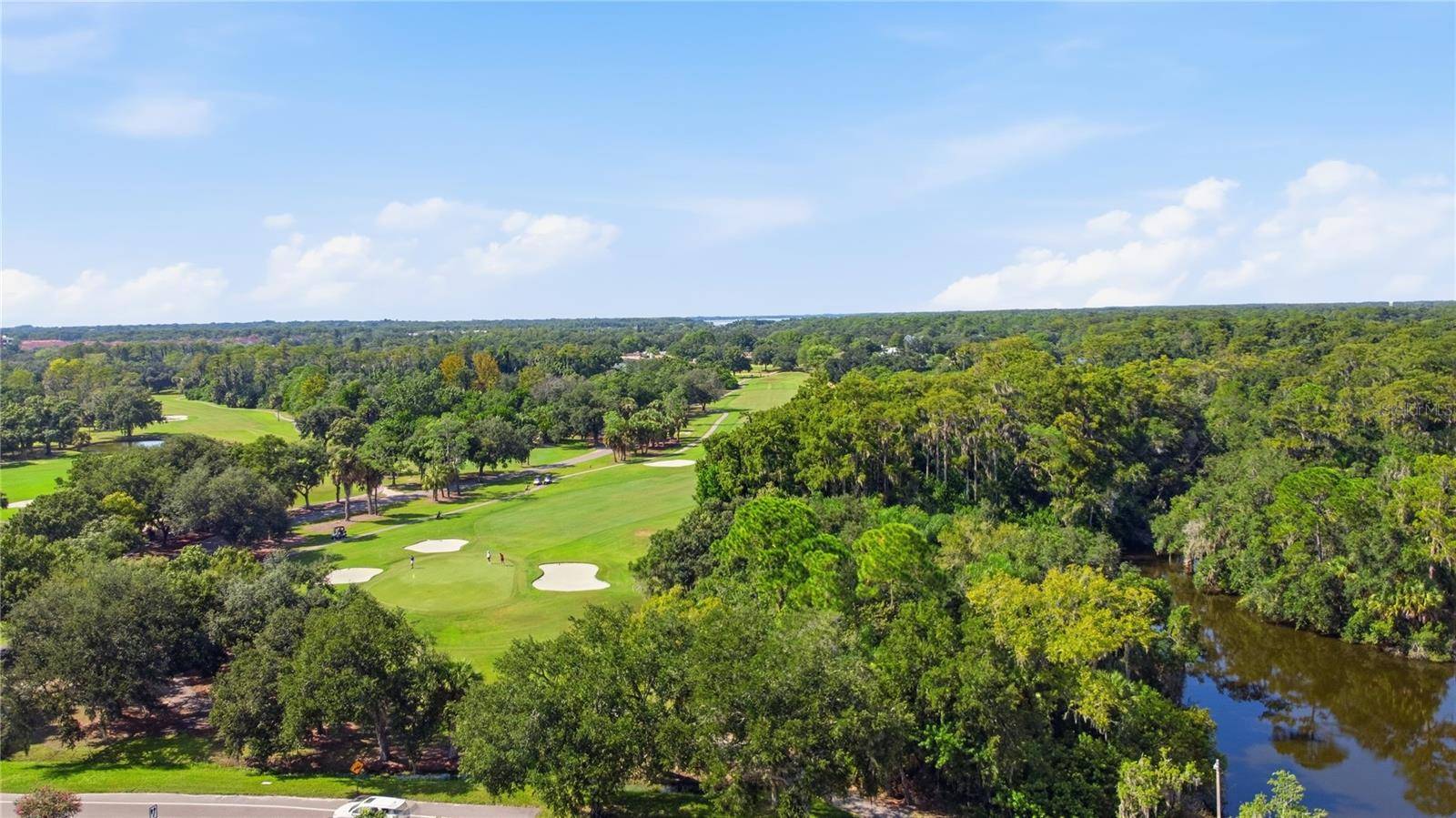 135 PINEWINDS BLVD, Oldsmar, FL 34677