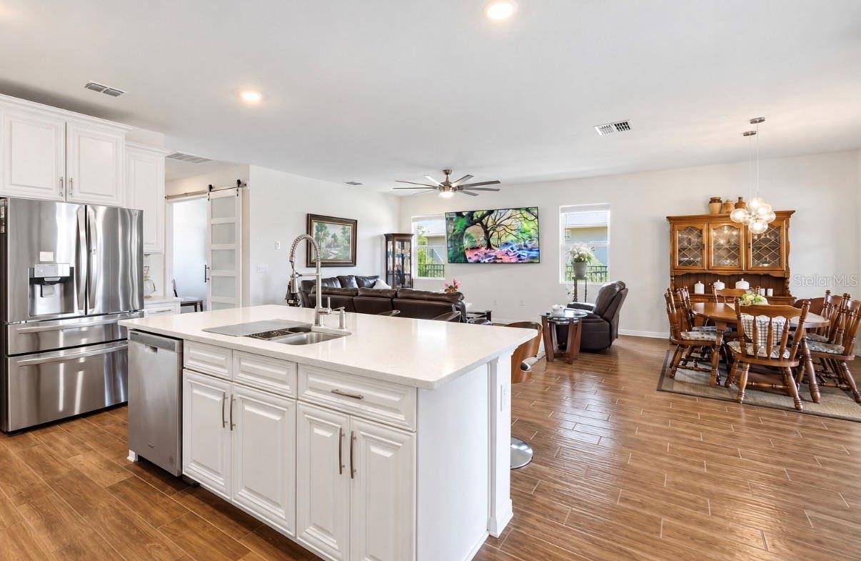 3482 SPARKLEBERRY CT, Clermont, FL 34714