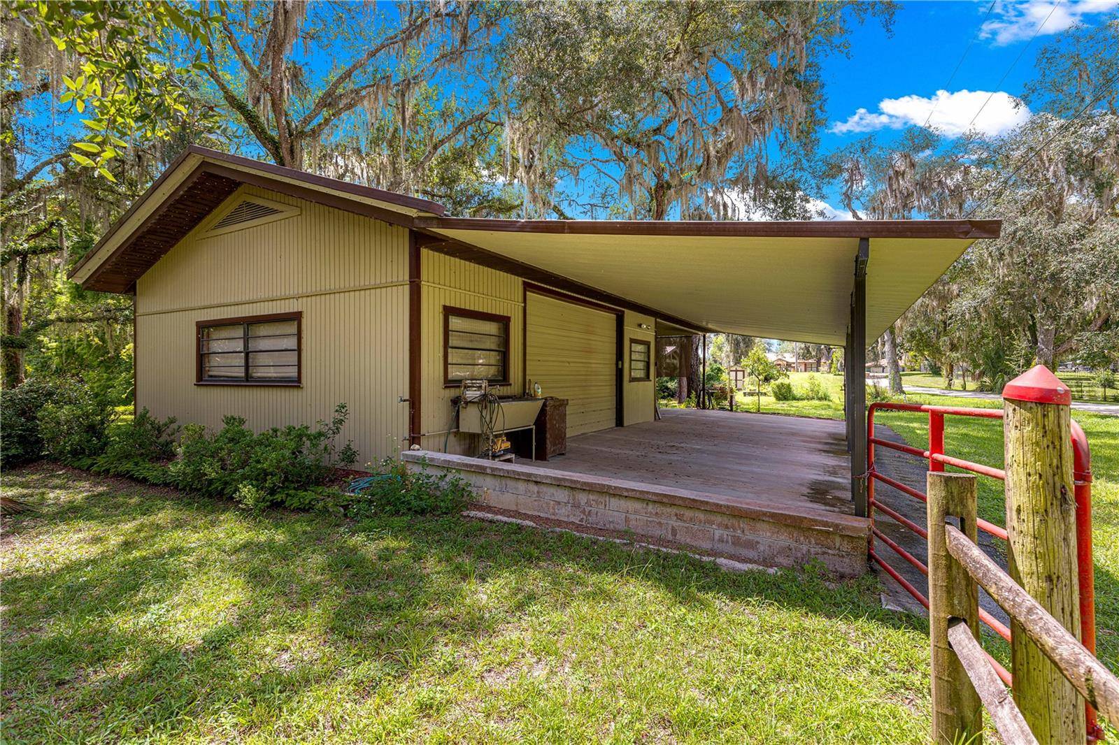 7434 E CABIN LN, Inverness, FL 34453