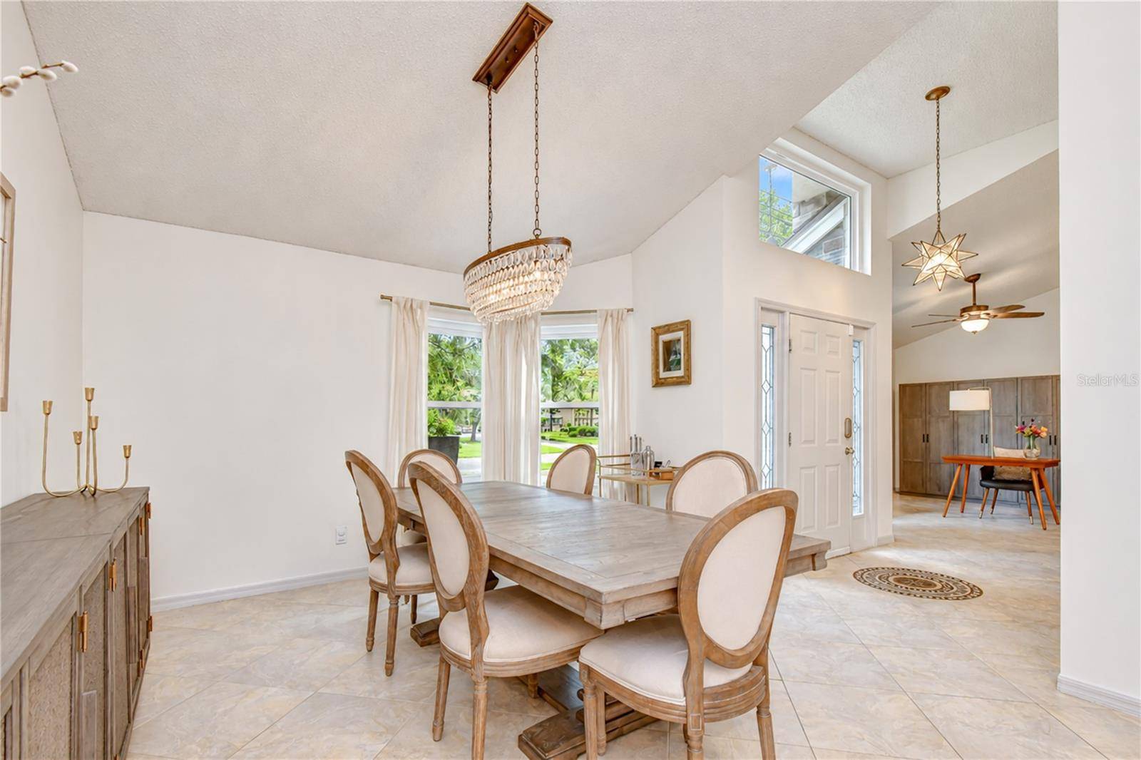 16502 BLENHEIM DR, Lutz, FL 33549