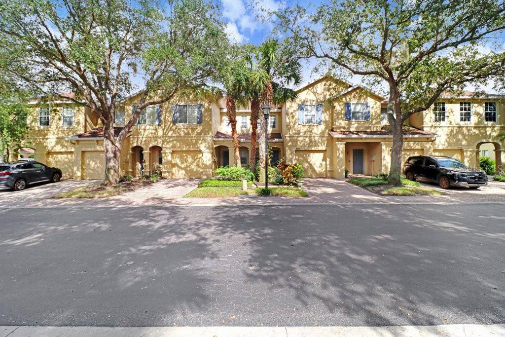 9228 STONE RIVER PL, Riverview, FL 33578