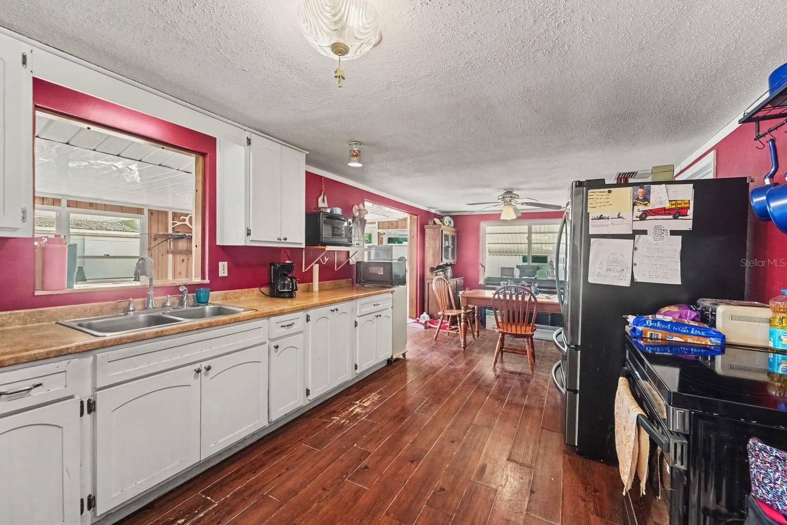 10214 HOLLY DR, Port Richey, FL 34668