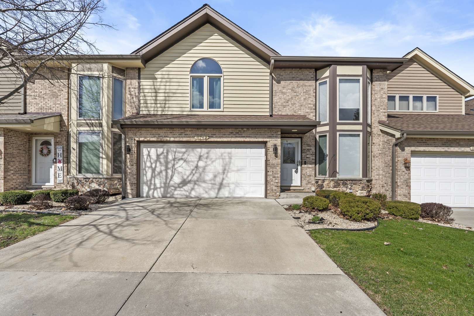 11742 Lighthouse LN, Palos Heights, IL 60463