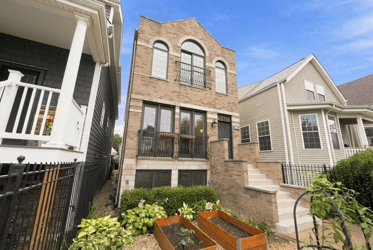 4106 N Saint Louis AVE, Chicago, IL 60618
