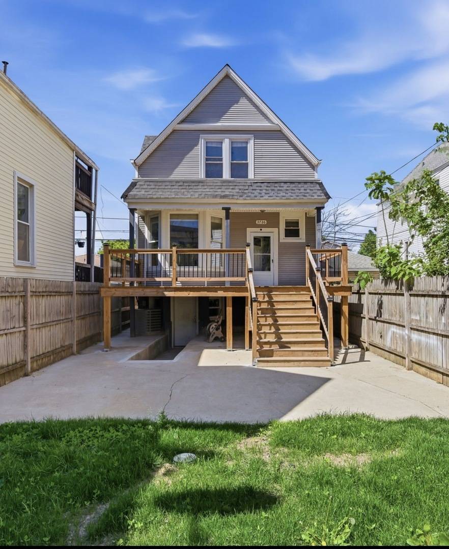 3726 W Mclean AVE, Chicago, IL 60647