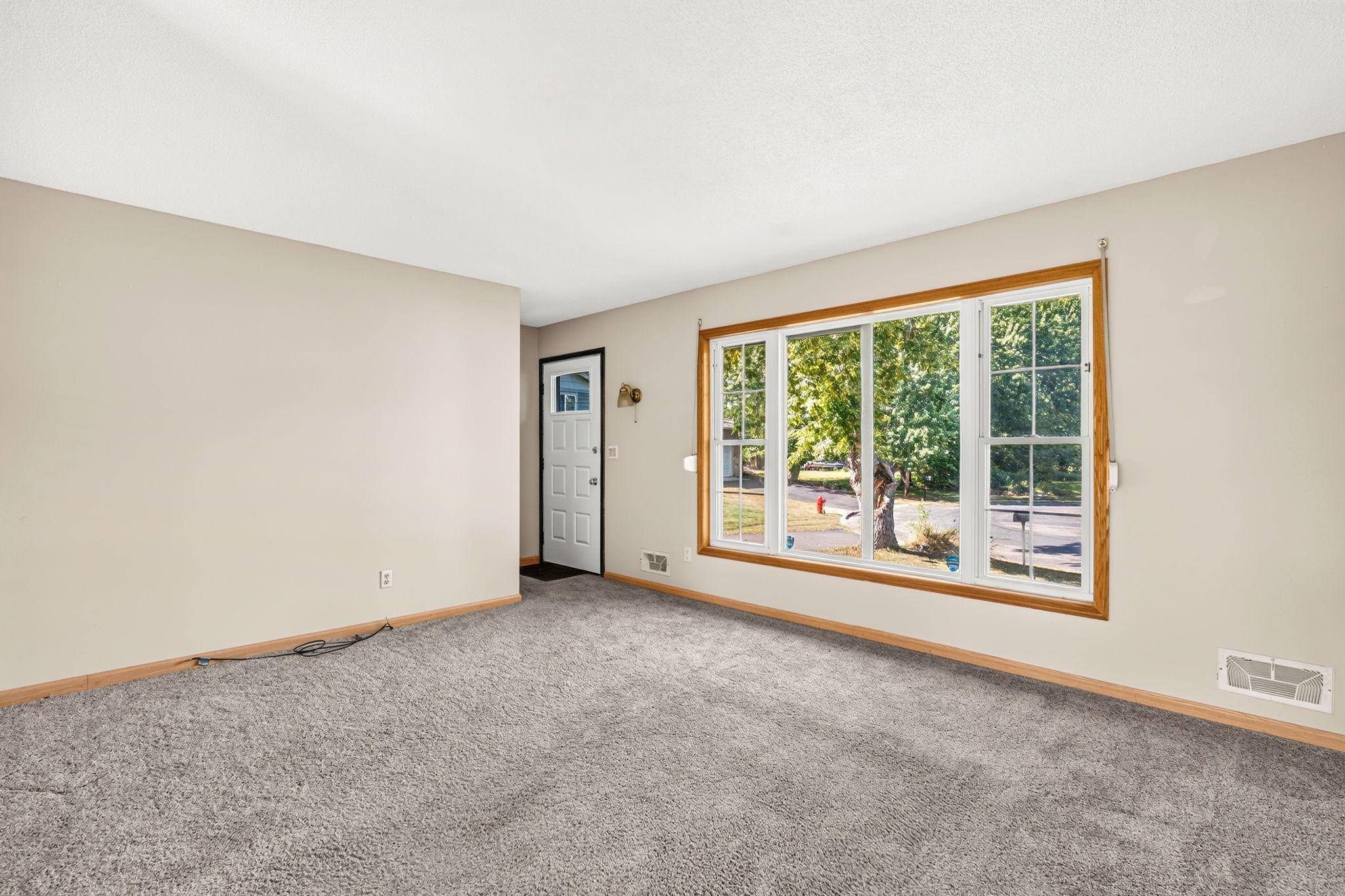 13629 Nagell CIR, Maple Grove, MN 55311