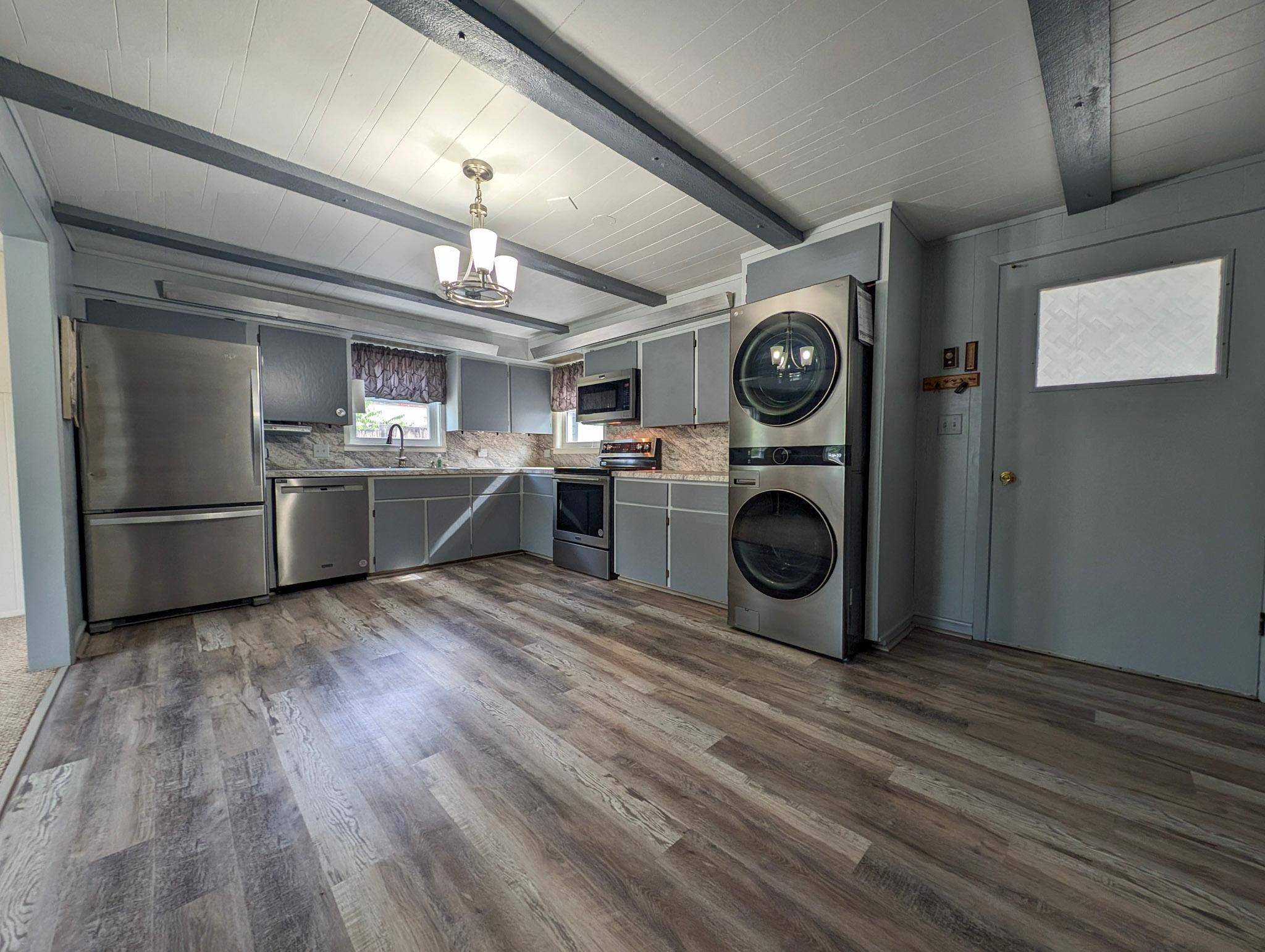 331 4th AVE SW, Perham, MN 56573