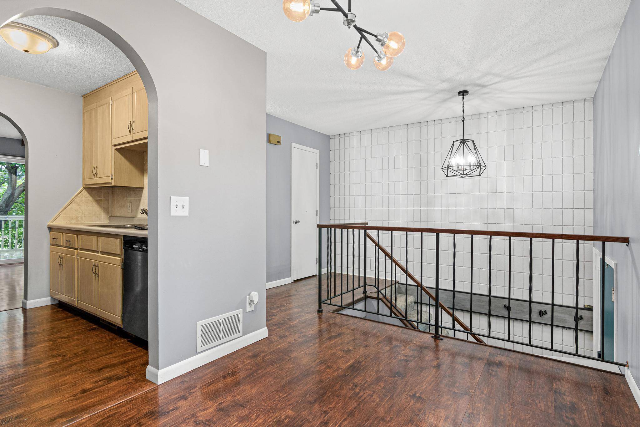 6510 2nd ST NE, Fridley, MN 55432